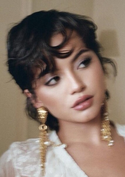 Isabela Merced photo
