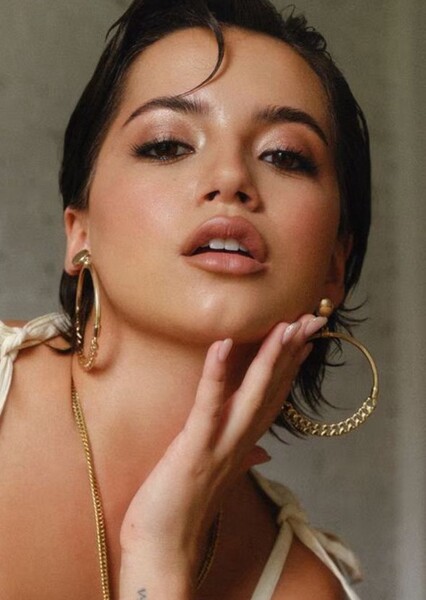 Isabela Merced photo