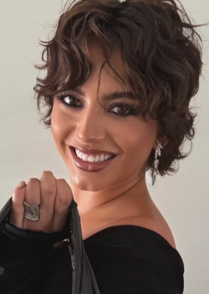 Isabela Merced photo