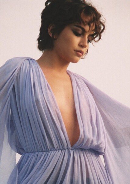 Isabela Merced photo