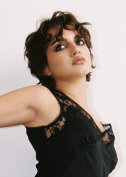 Isabela Merced photo