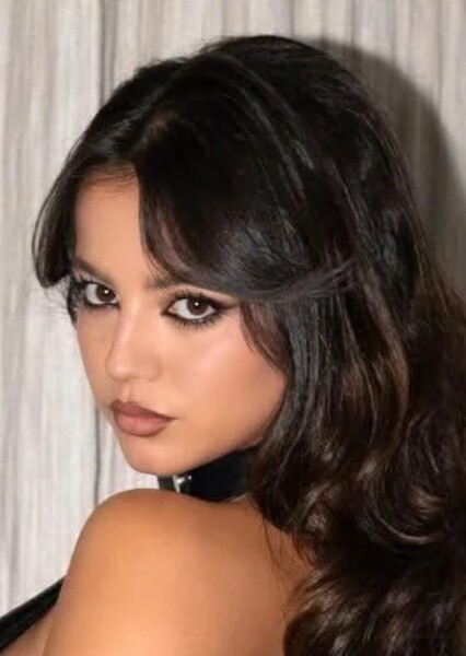 Isabela Merced photo