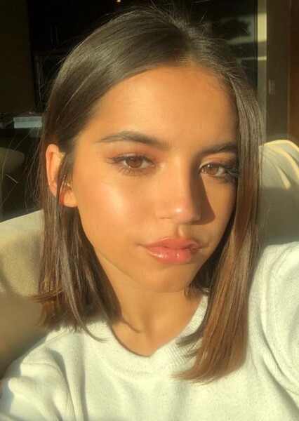 Isabela Merced photo