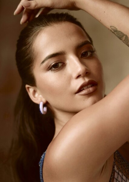 Isabela Merced photo