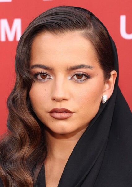 Isabela Merced photo