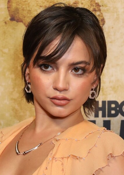 Isabela Merced photo