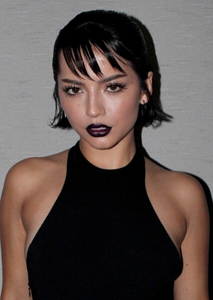 Isabela Merced photo