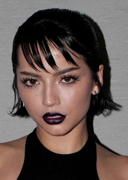 Isabela Merced photo