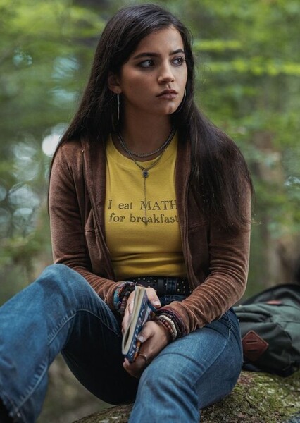 Isabela Merced photo