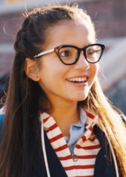Isabela Merced photo