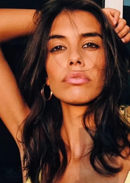 Isabela Valadeiro photo