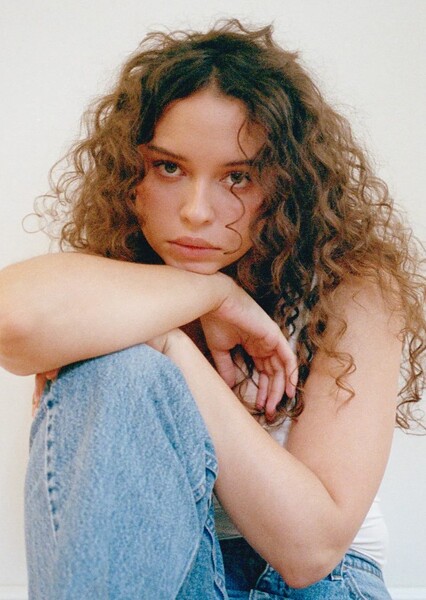 Isabella Briggs photo