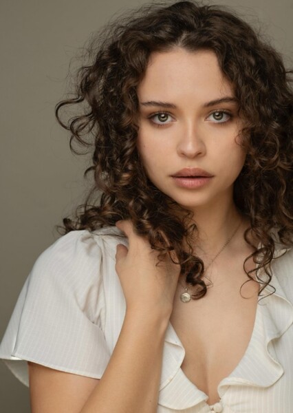 Isabella Briggs photo