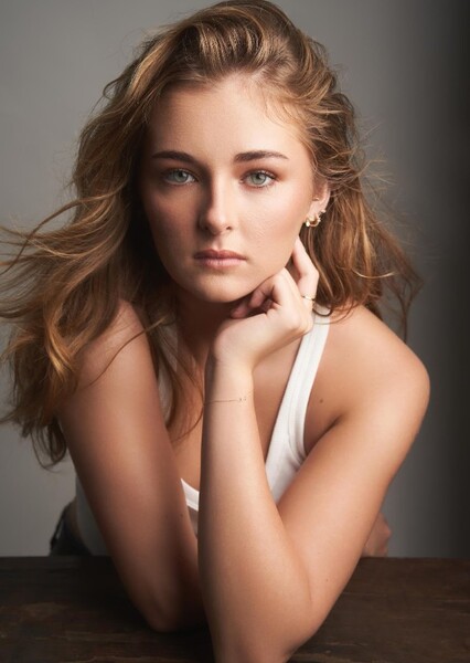 Isabella Kai photo