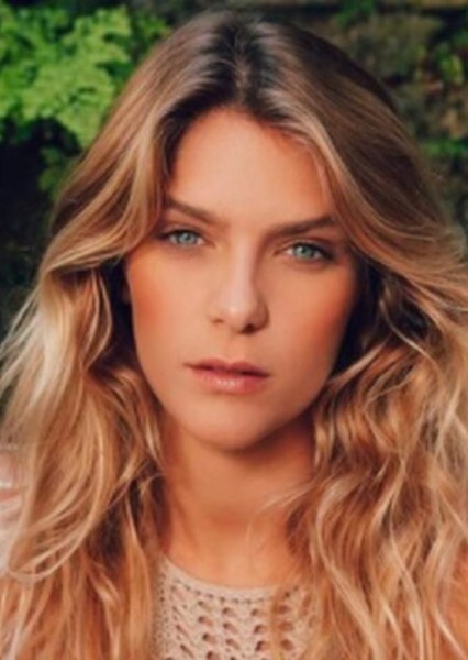 Isabella Santoni photo