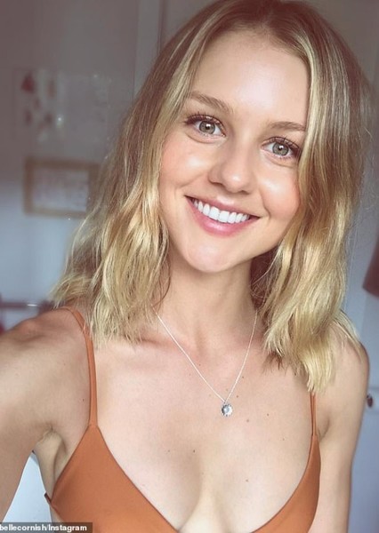 Isabelle Cornish photo