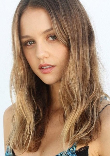 Isabelle Cornish photo