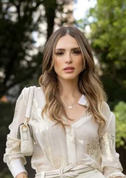 Isabelle Drummond photo