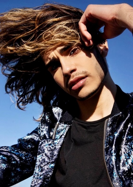 Isaiah Firebrace photo