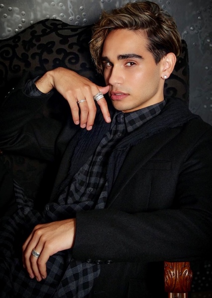 Isaiah Firebrace photo