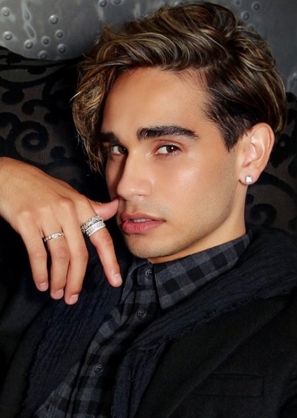 Isaiah Firebrace photo