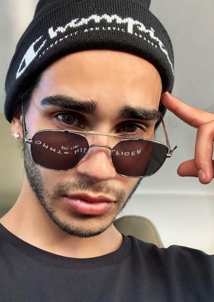 Isaiah Firebrace photo