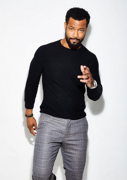 Isaiah Mustafa photo