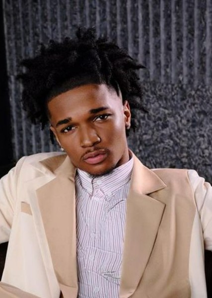 Isaiah Hill