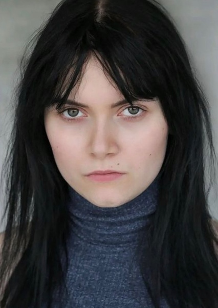 Isla Hughes photo