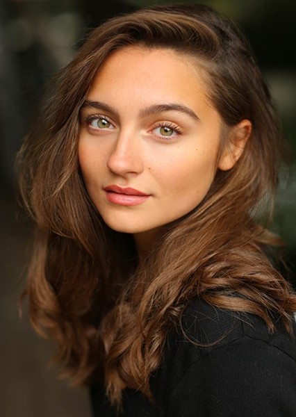 Isobelle Molloy photo