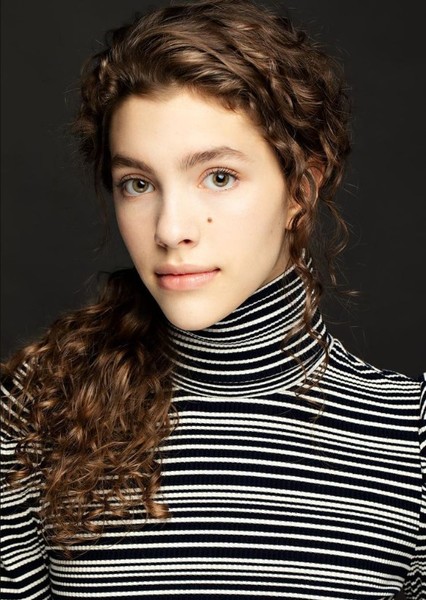Isol Young photo
