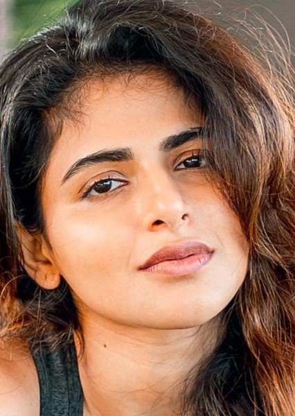 Iswarya Menon photo