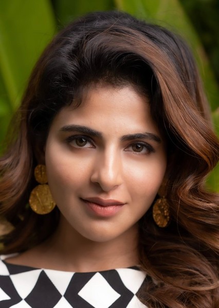 Iswarya Menon photo