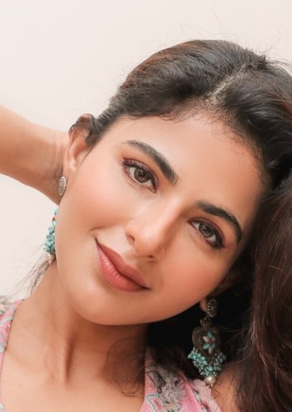 Iswarya Menon photo