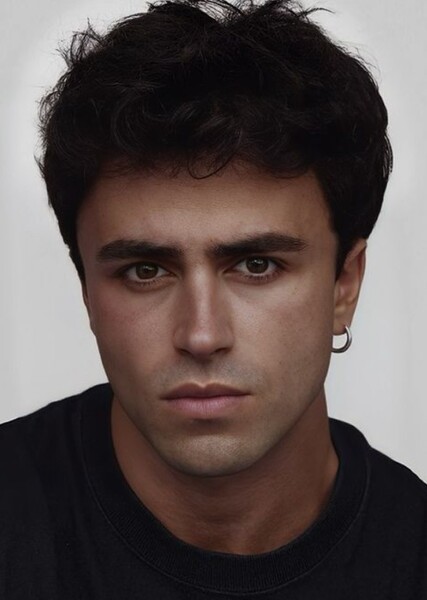 Itzan Escamilla