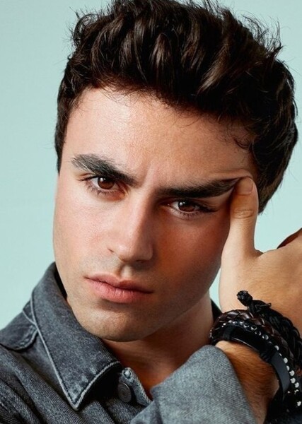 Itzan Escamilla