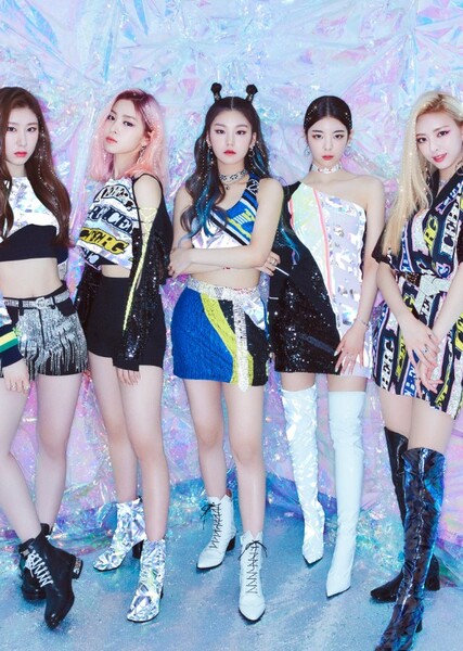 ITZY photo