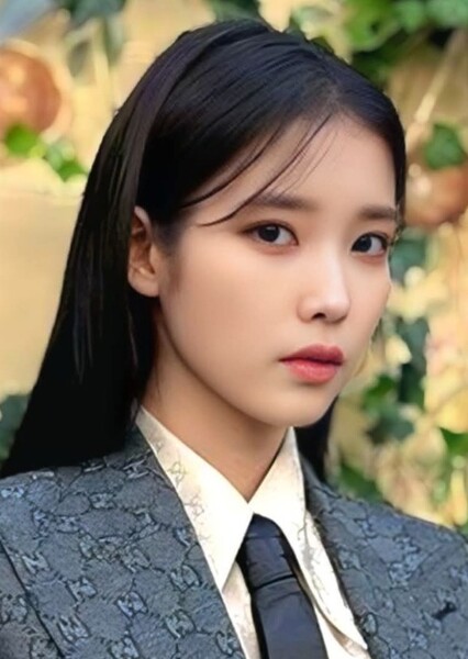 IU (Lee Ji-eun) photo