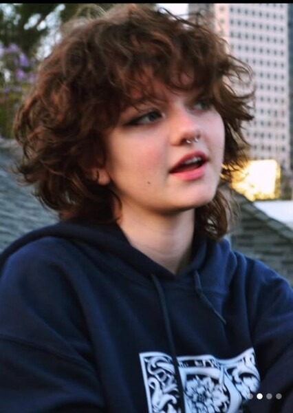 Ivy George photo