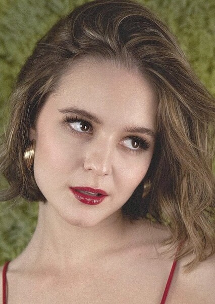 Izabela Vidovic photo