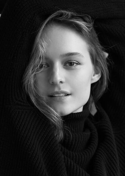 Izabela Vidovic photo
