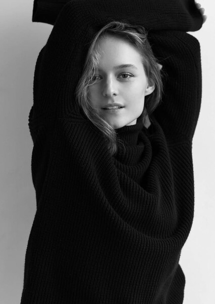 Izabela Vidovic photo