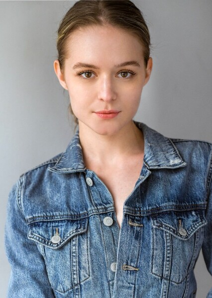 Izabela Vidovic photo