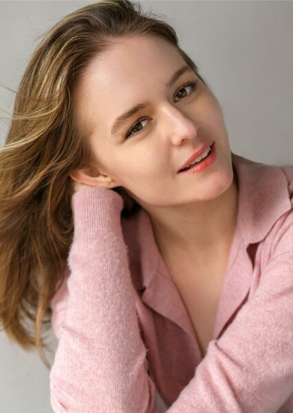 Izabela Vidovic photo