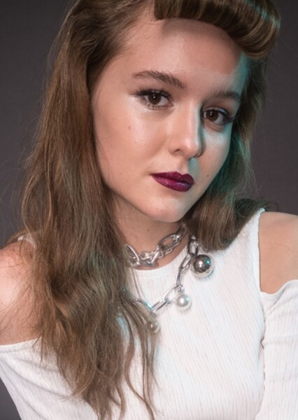 Izabela Vidovic photo