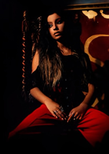 Izabella Alvarez photo