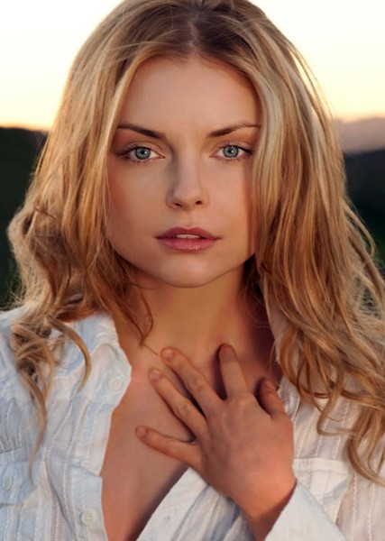 Izabella Miko photo
