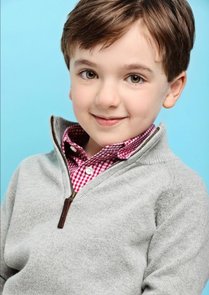 Izzy King photo