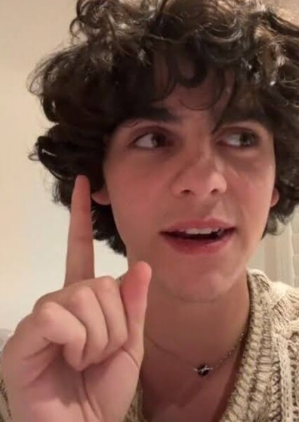 Jack Dylan Grazer photo