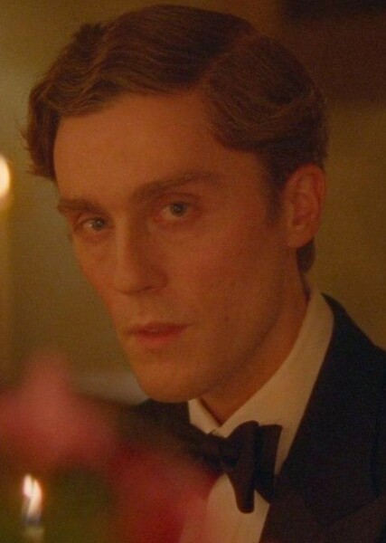 Jack Farthing photo